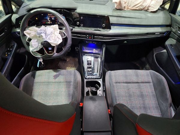 2024 VOLKSWAGEN GTI