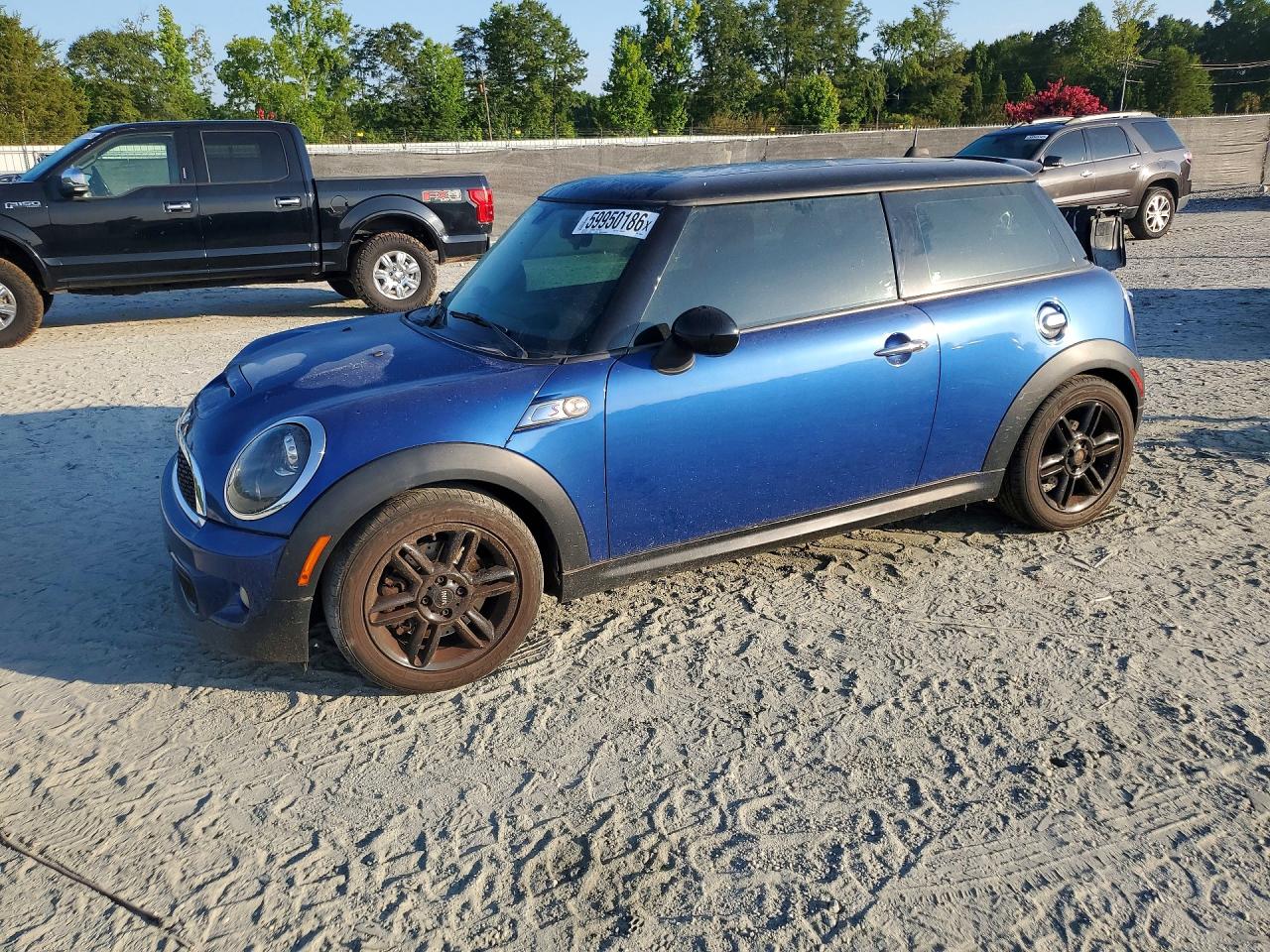 2013 MINI COOPER