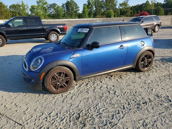 2013 MINI COOPER