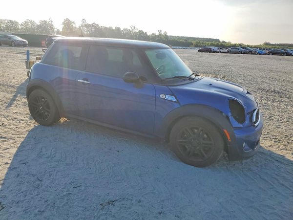 2013 MINI COOPER