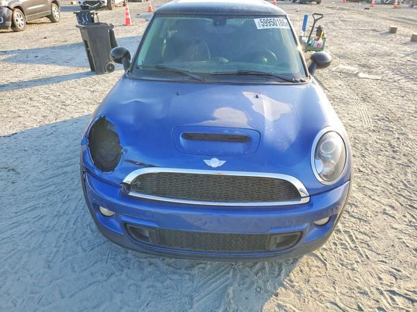 2013 MINI COOPER