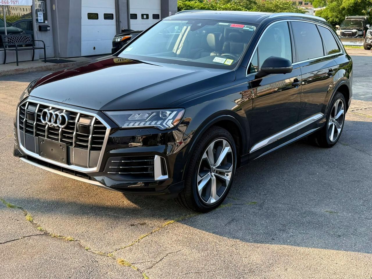 2023 AUDI Q7 quattro Premium Plus