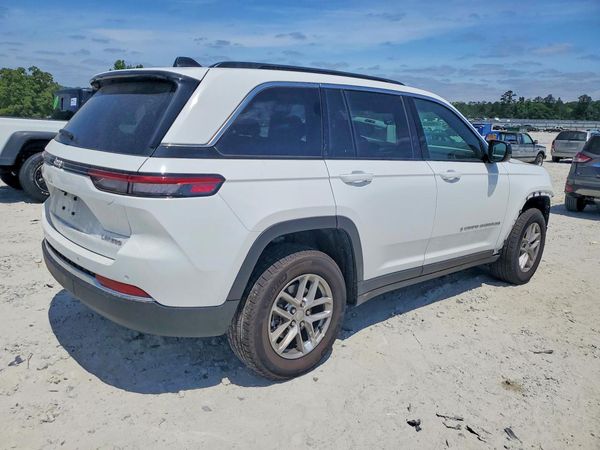2025 JEEP GRAND CHEROKEE Laredo, Altitude