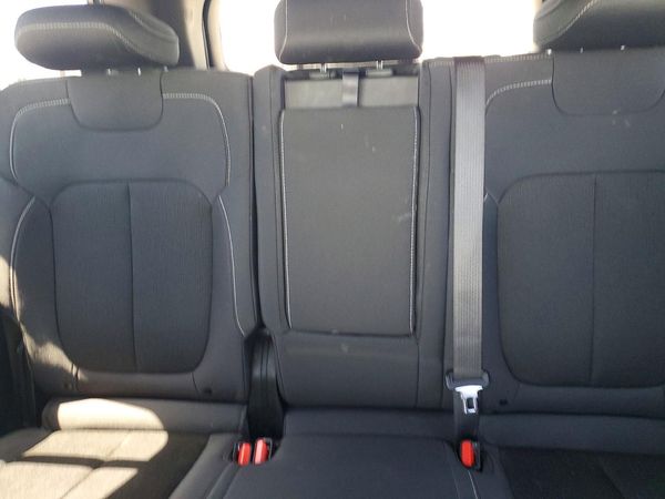 2025 JEEP GRAND CHEROKEE Laredo, Altitude
