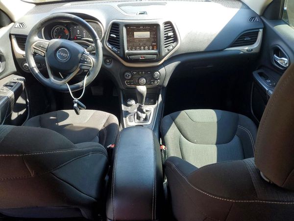 2016 JEEP CHEROKEE LATITUDE 4X4