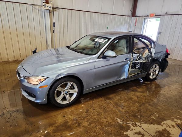 2014 BMW 320