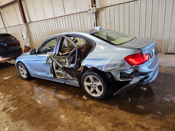 2014 BMW 320