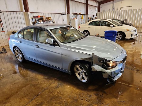 2014 BMW 320