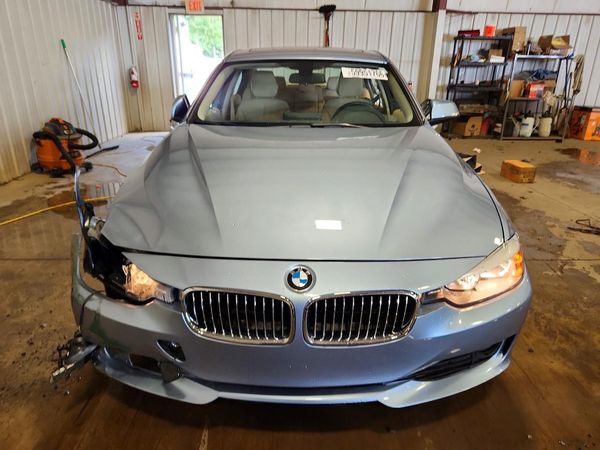 2014 BMW 320