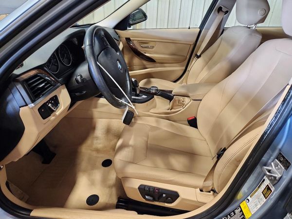 2014 BMW 320