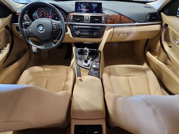 2014 BMW 320