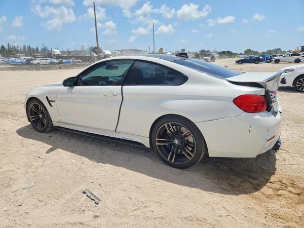 2015 BMW M4