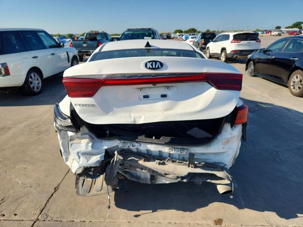 2021 KIA FORTE FE, LXS