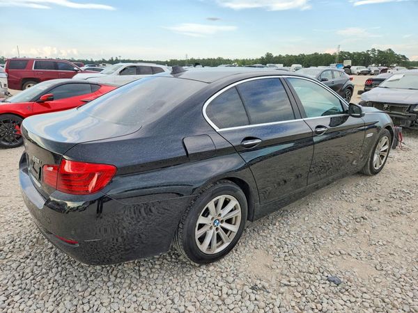 2016 BMW 528