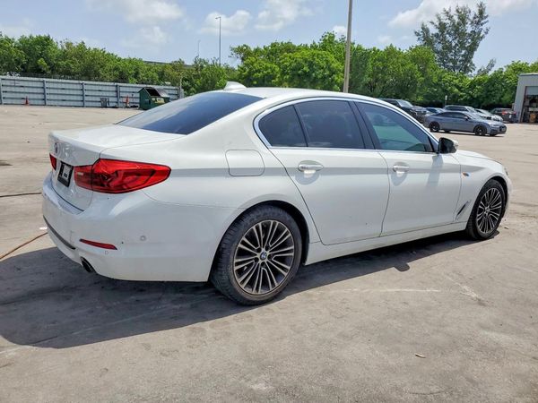 2017 BMW 530