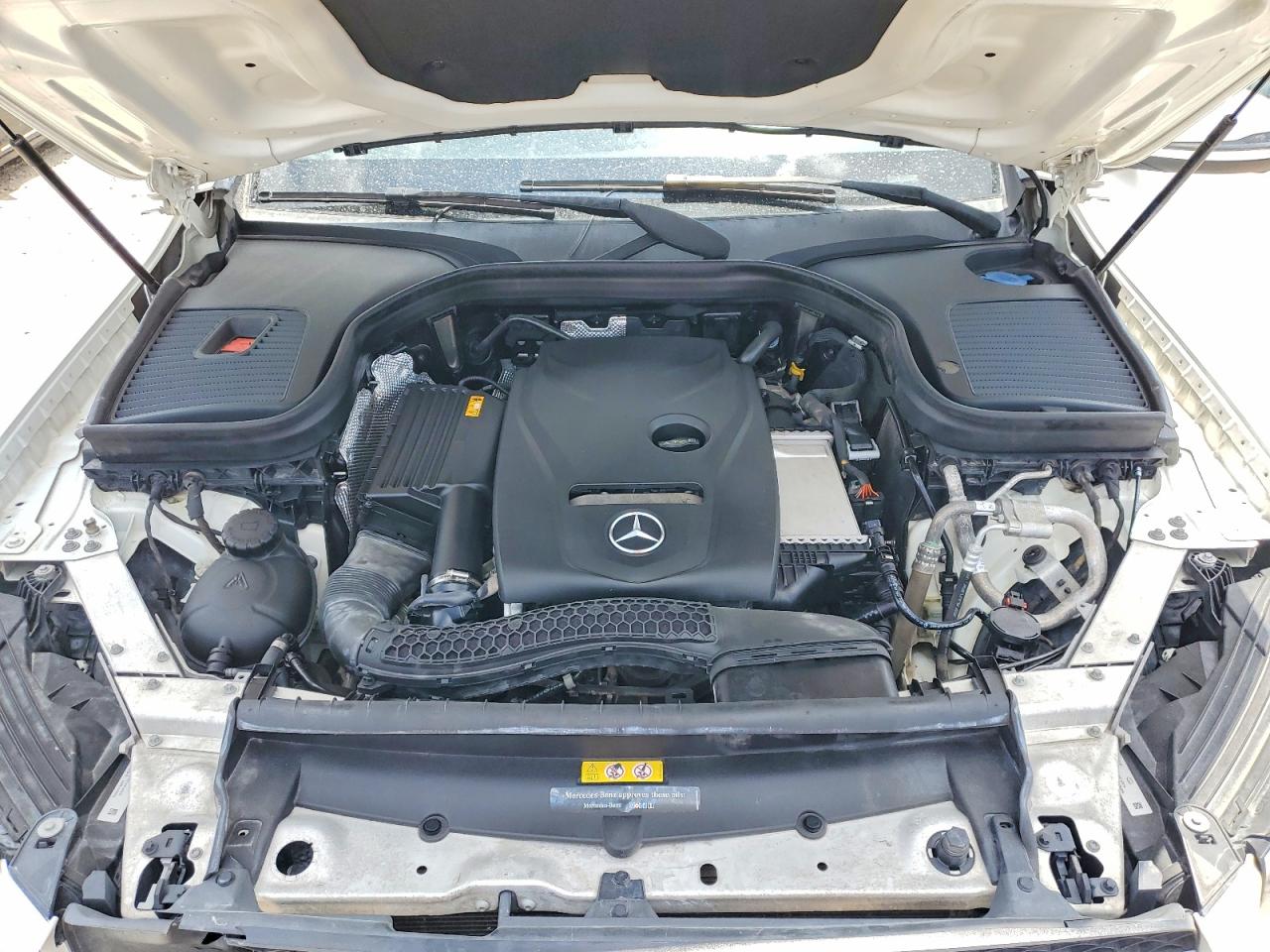 2019 MERCEDES-BENZ GLC GLC300