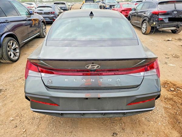2026 HYUNDAI ELANTRA