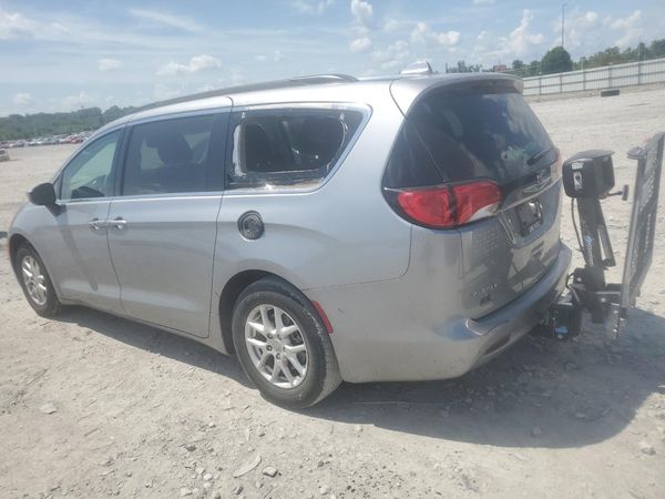 2020 CHRYSLER VOYAGER