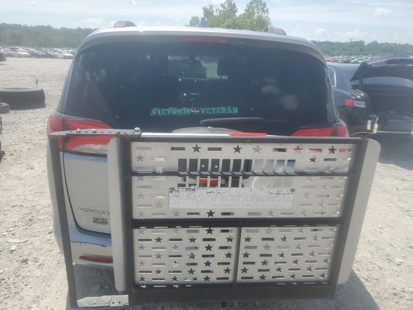 2020 CHRYSLER VOYAGER