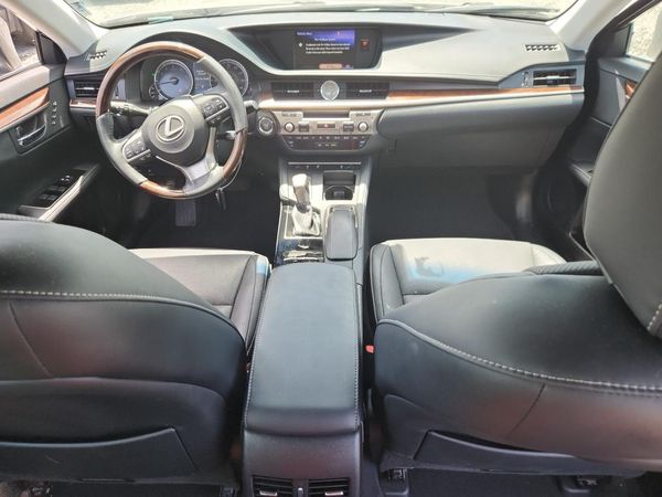 2018 LEXUS ES 350
