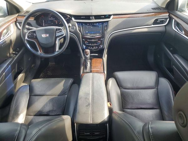 2017 CADILLAC XTS Luxury