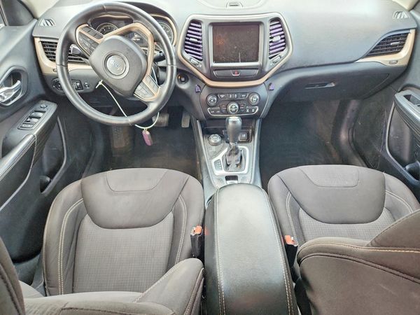 2015 JEEP CHEROKEE LATITUDE 4X4