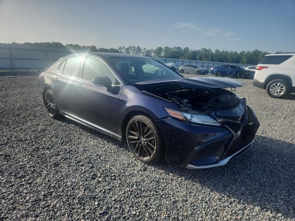 2022 TOYOTA CAMRY XSE