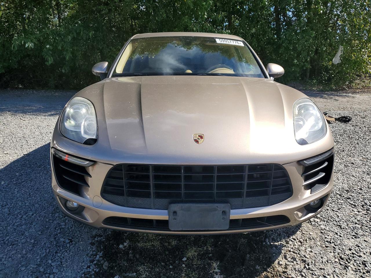 2016 PORSCHE MACAN