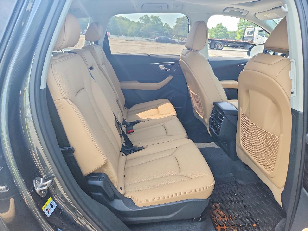 2026 AUDI Q7 quattro Premium Plus