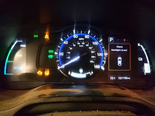 2019 HYUNDAI IONIQ Blue (HEV)