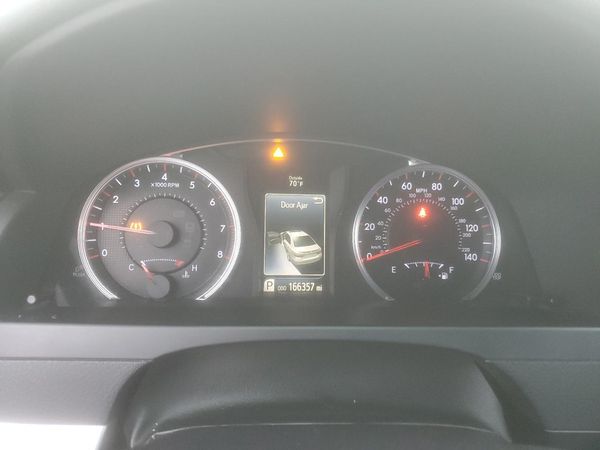 2016 TOYOTA CAMRY