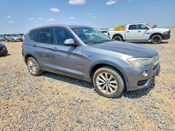 2016 BMW X3 xDrive28i — Passenger 3/4