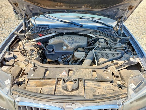 2016 BMW X3 xDrive28i — Engine bay