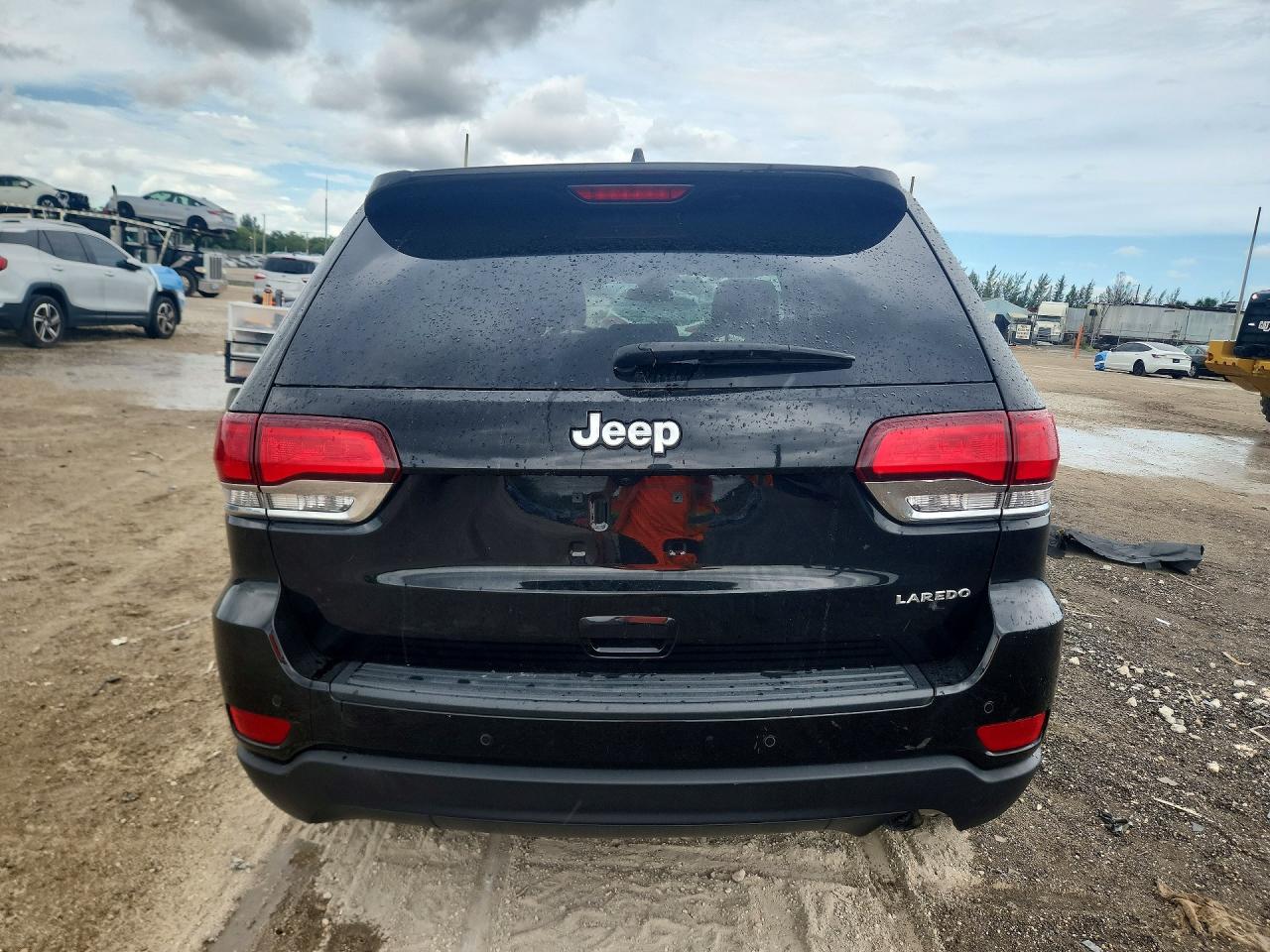 2021 JEEP GRAND CHEROKEE LAREDO 4X2