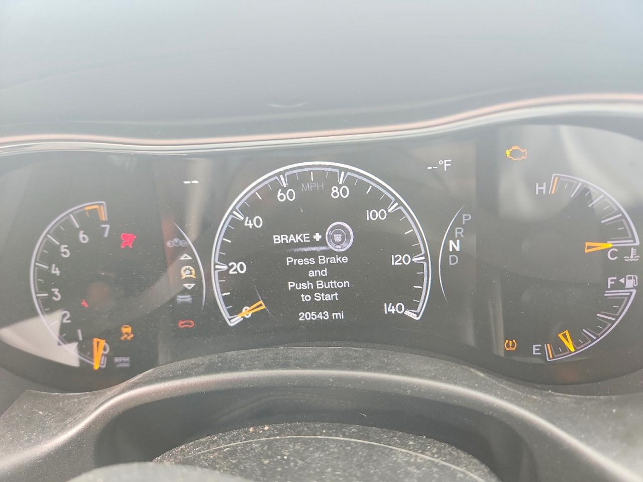 2021 JEEP GRAND CHEROKEE LAREDO 4X2