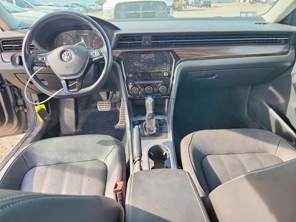 2020 VOLKSWAGEN PASSAT SEL