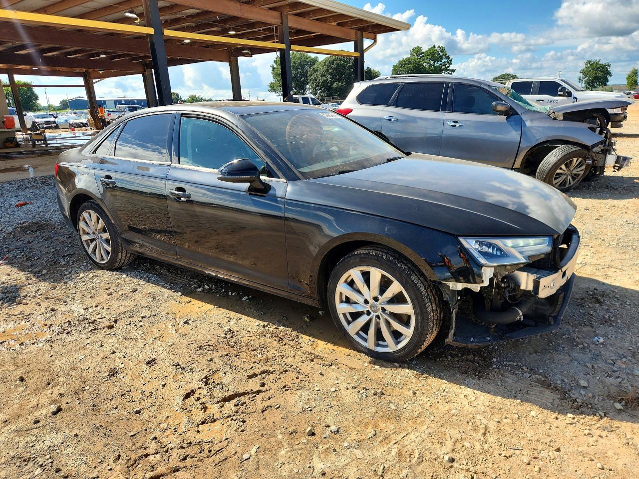 2017 AUDI A4 quattro Premium