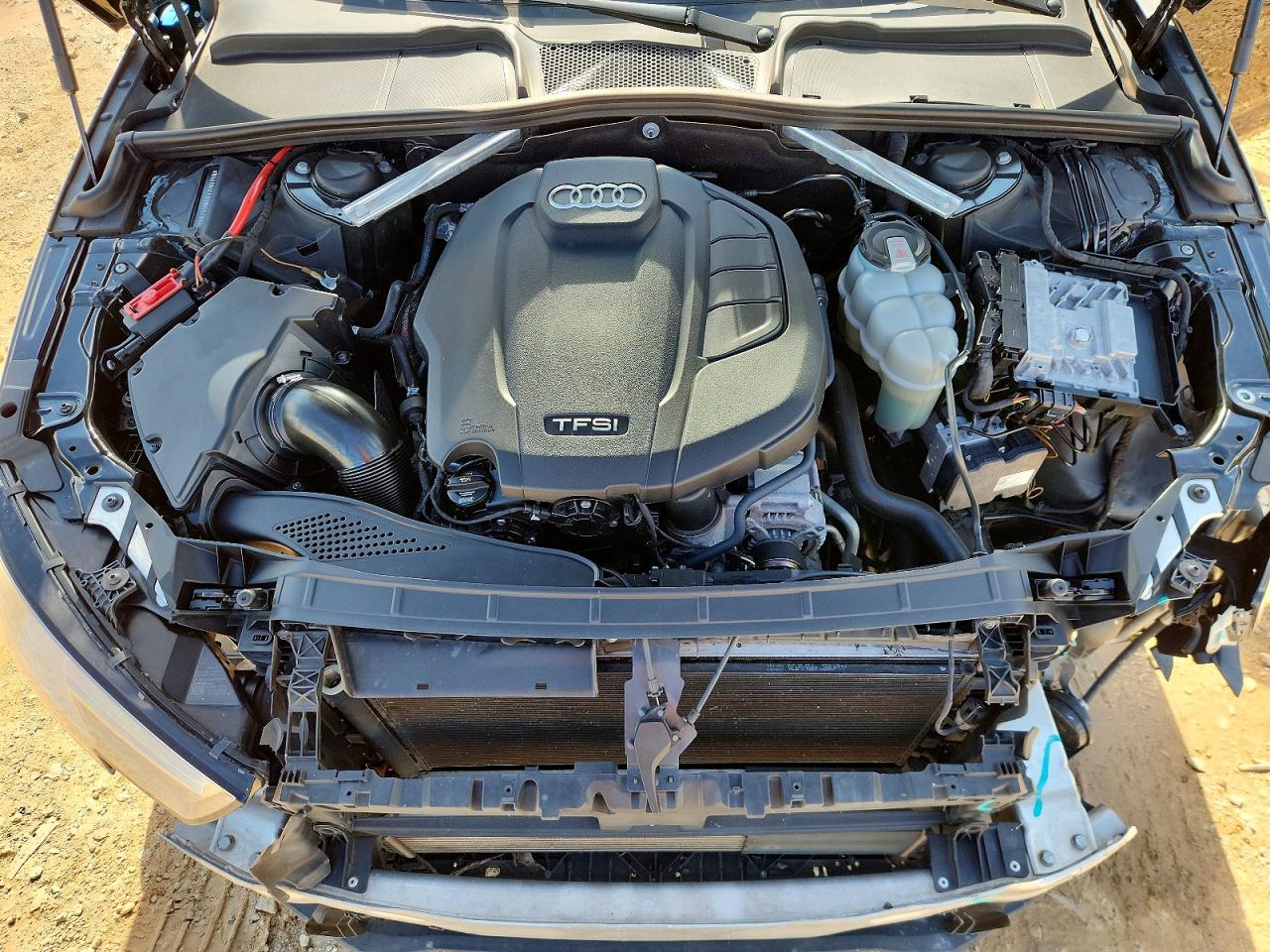 2017 AUDI A4 quattro Premium