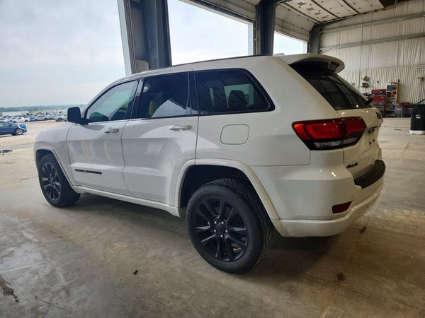 2019 JEEP GRAND CHEROKEE LAREDO 4X4