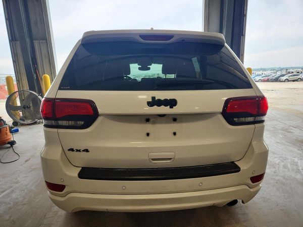 2019 JEEP GRAND CHEROKEE LAREDO 4X4