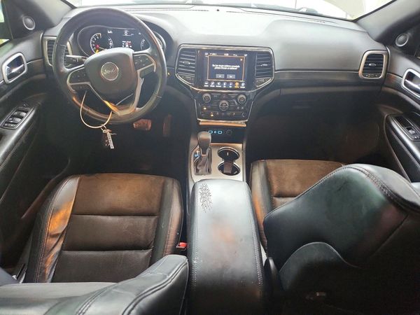 2019 JEEP GRAND CHEROKEE LAREDO 4X4