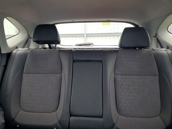 2024 KIA SELTOS S, X-Line