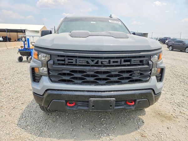 2024 CHEVROLET SILVERADO Trail Boss Custom