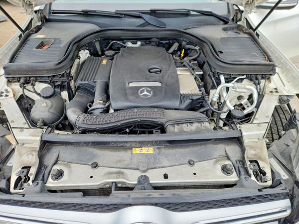 2016 MERCEDES-BENZ GLC GLC300 Base-4M