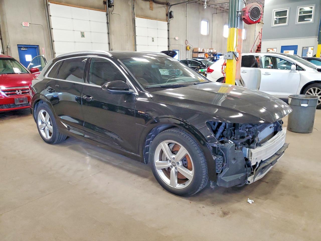 2019 AUDI E-TRON e-tron quattro Prestige