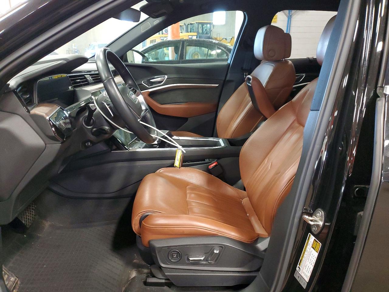 2019 AUDI E-TRON e-tron quattro Prestige
