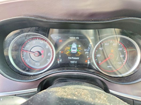 2019 DODGE CHARGER SXT