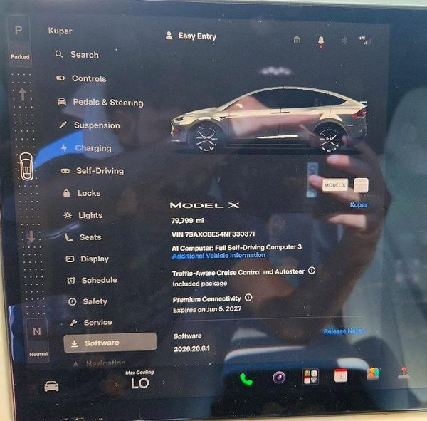 2022 TESLA MODEL X