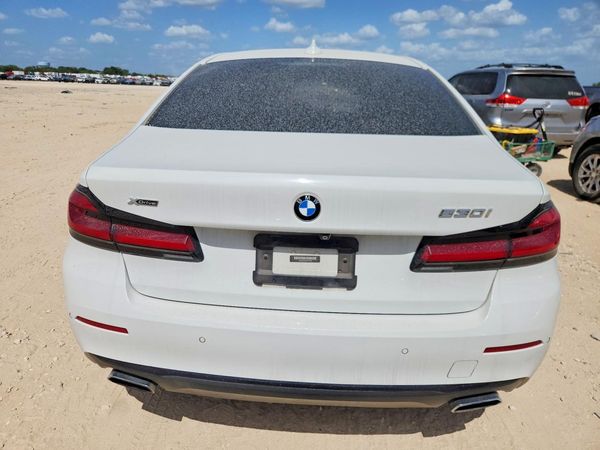 2021 BMW 530 xDrive