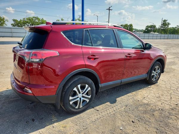 2018 TOYOTA RAV4 LE